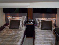 2009 Marquis 50SB Stbd. twin stateroom 01