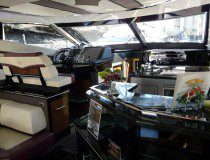 Sportbridge 500 Interior shots